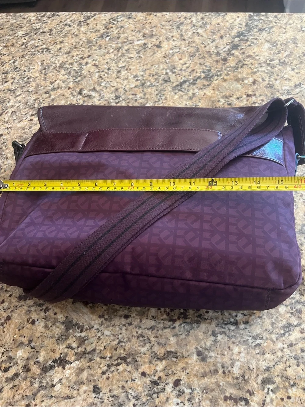 Fossil messenger flap